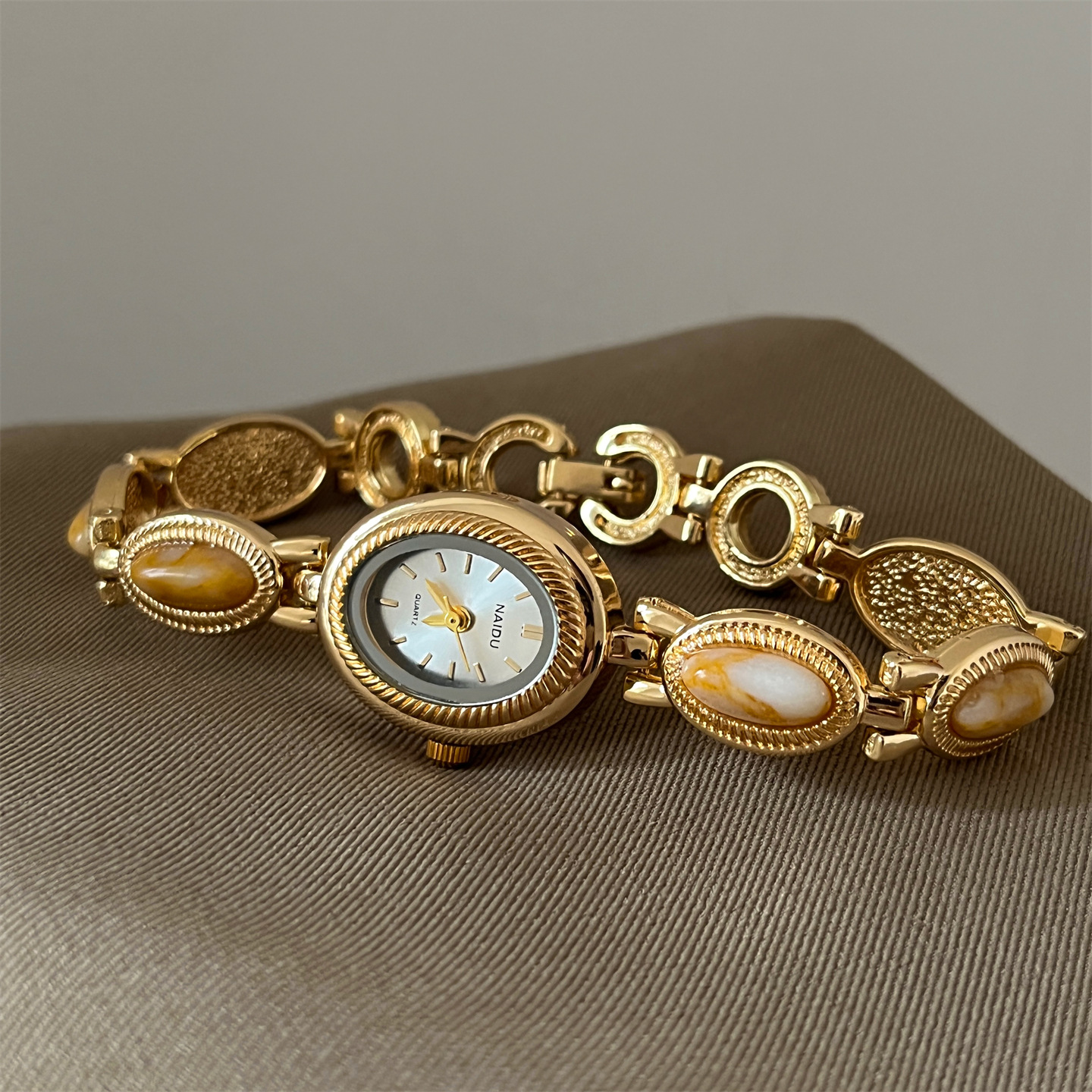 New Vintage Women's Watch with - Jewelry Watches Vintage のレビューと価格