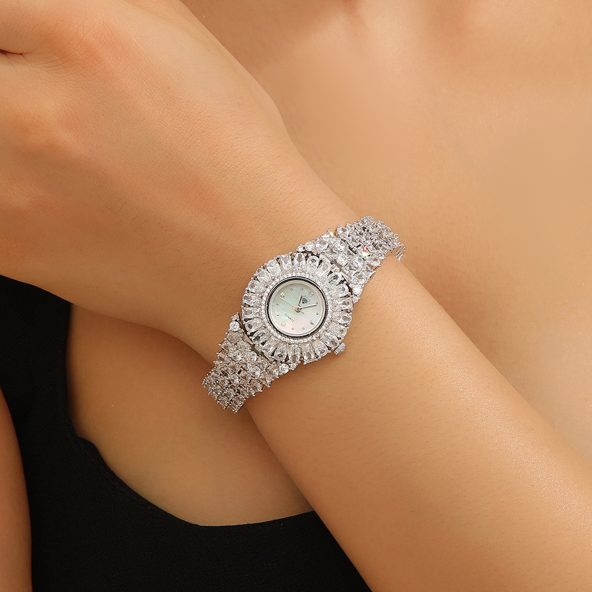 Fashion Shining Crystal Full Z - Fine Jewelry Watches Women のレビューと価格