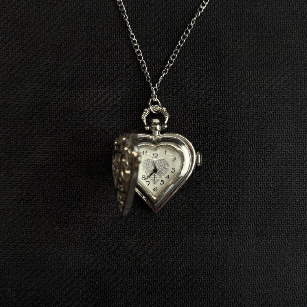 Original Hollow Heart Pocket W - Jewelry Type Watches のレビューと価格