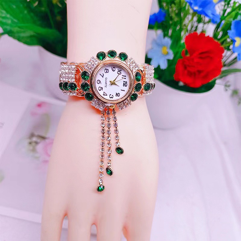 New Fashion Watches For Woman  - Jewelry Watches Vintage のレビューと価格