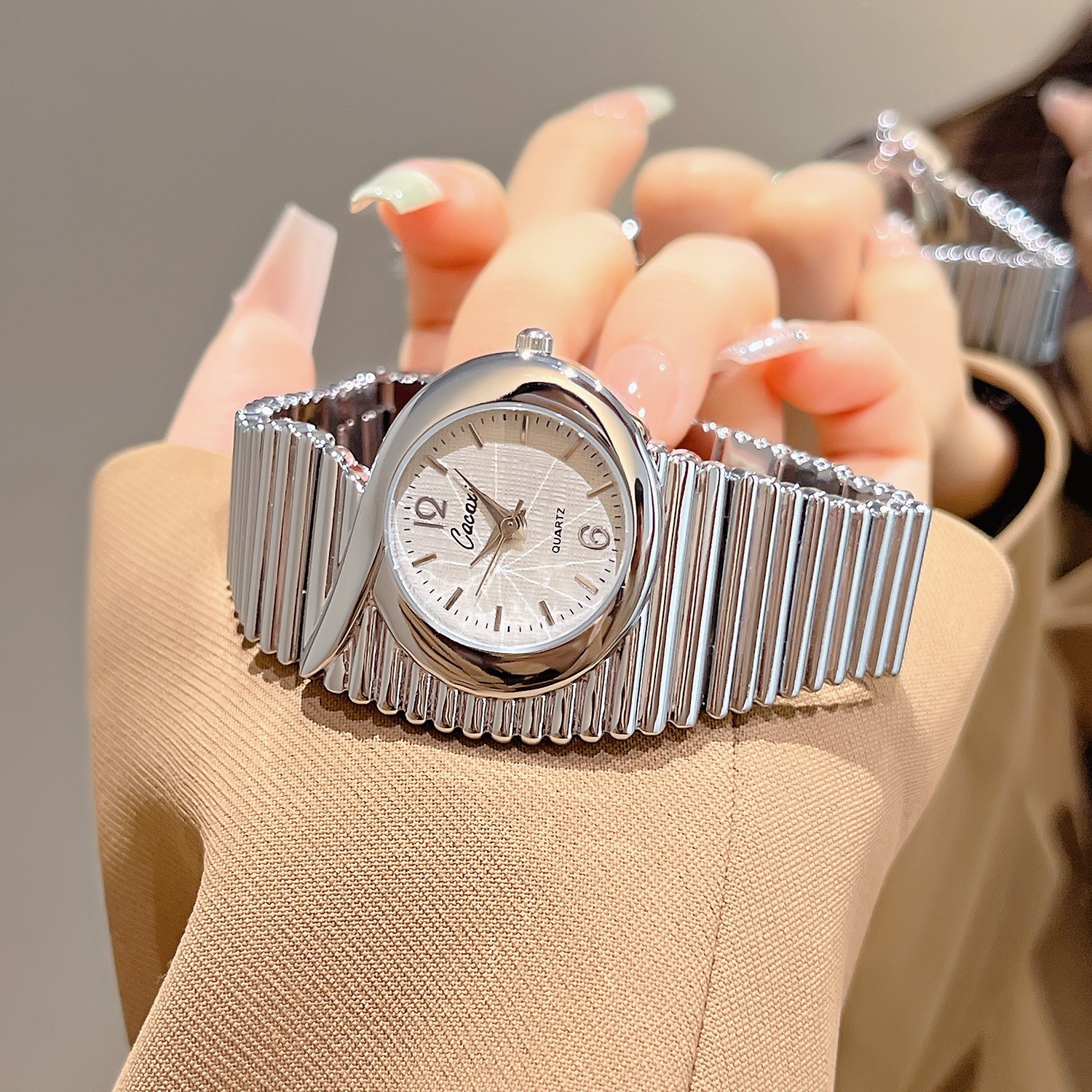 CQ527 Vintage shaped quartz wa - Jewelry Watches Vintage のレビューと価格