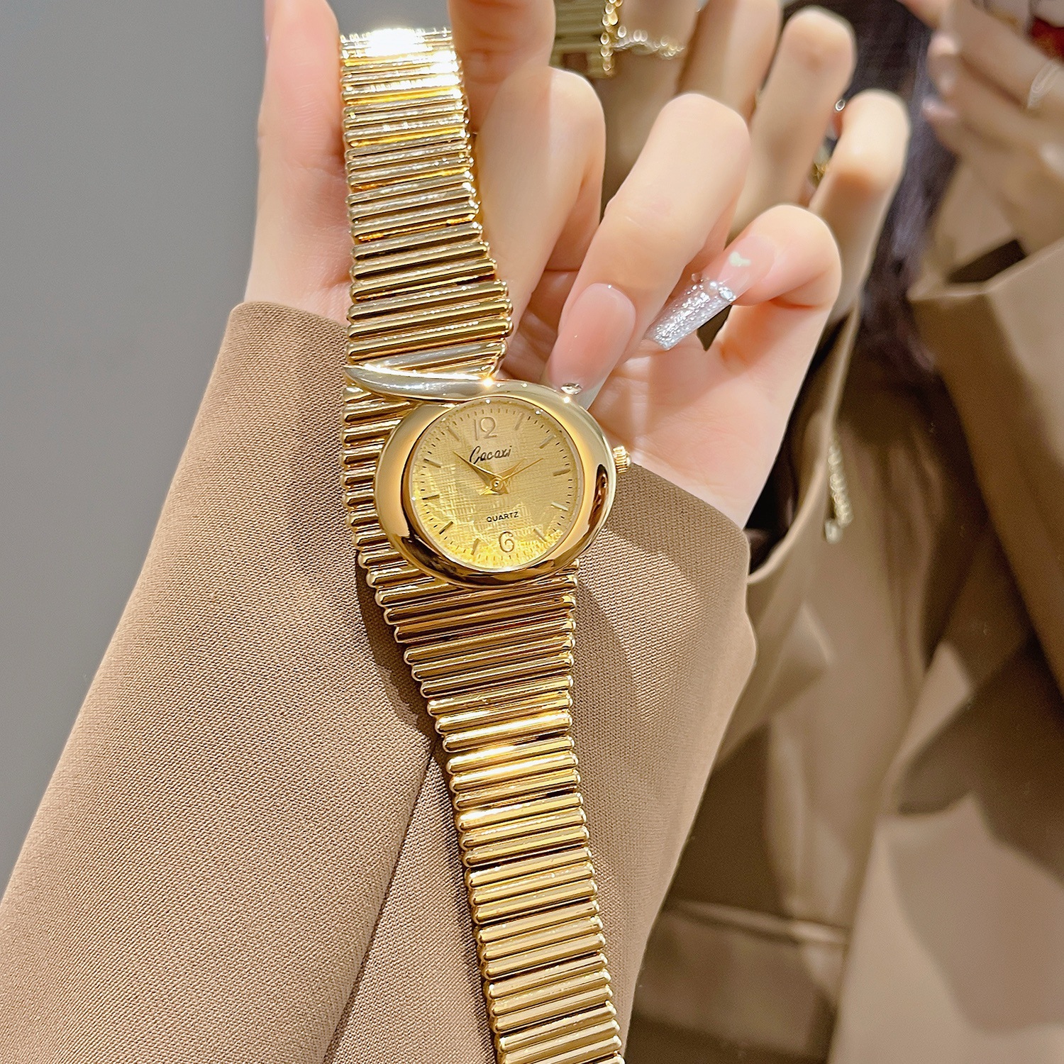 CQ527 Vintage shaped quartz wa - Jewelry Watches Vintage のレビューと価格
