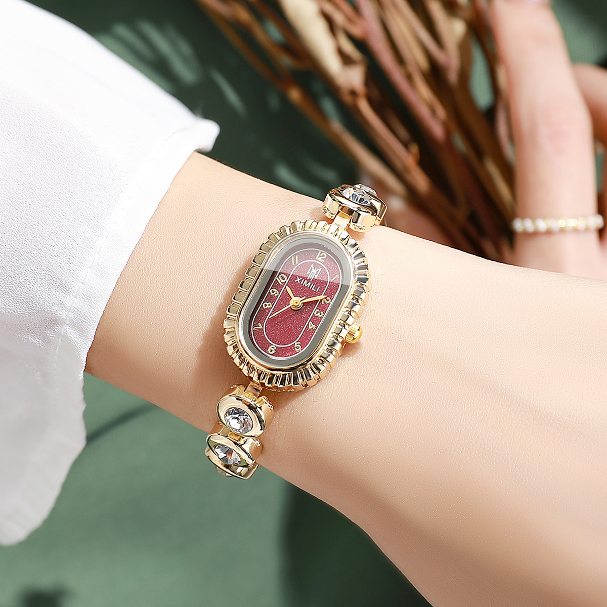 Vintage Oval Red Dial Women Wa - Jewelry Watches Vintage のレビューと価格