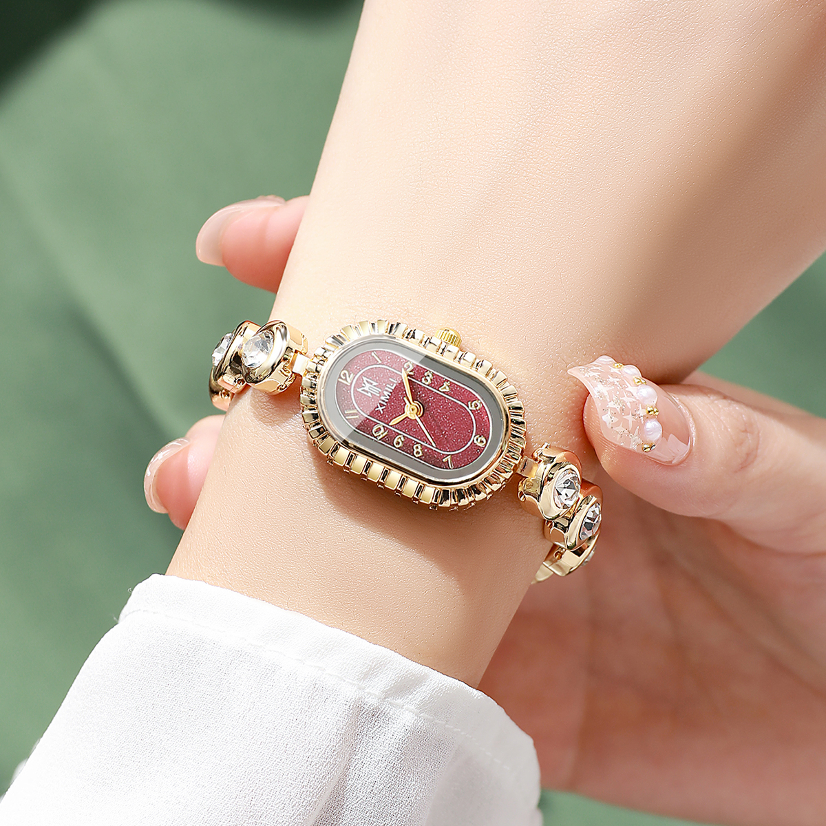 Vintage Oval Red Dial Women Wa - Jewelry Watches Vintage のレビューと価格